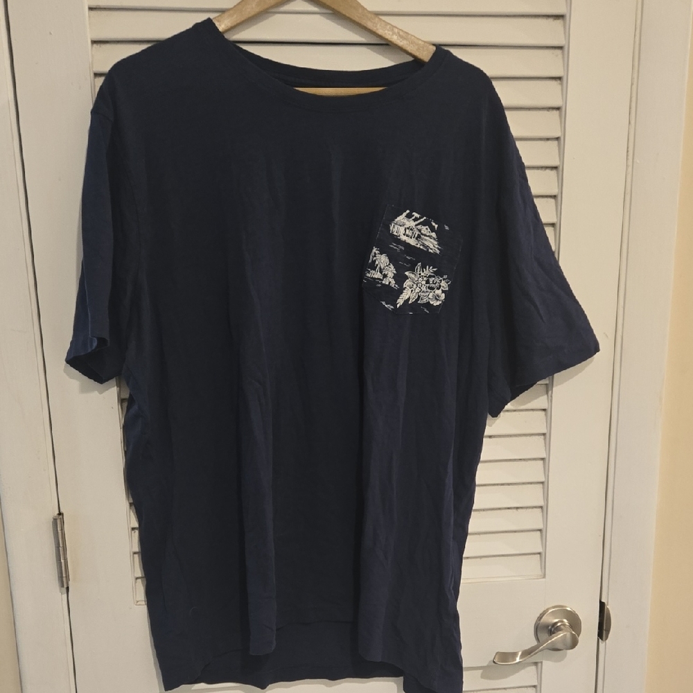 NWT Tailor Vintage Dark Blue Pocket Tee